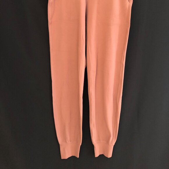 New. Cozy Lululemon Joggers: Size 2 - Picture 3 of 10